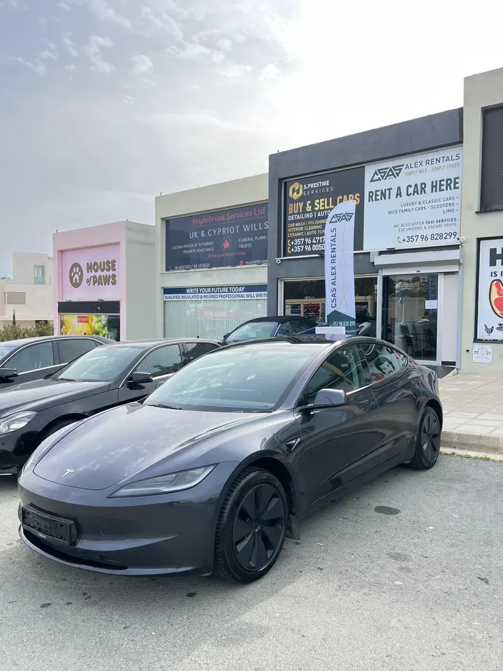 2024 Tesla Model 3