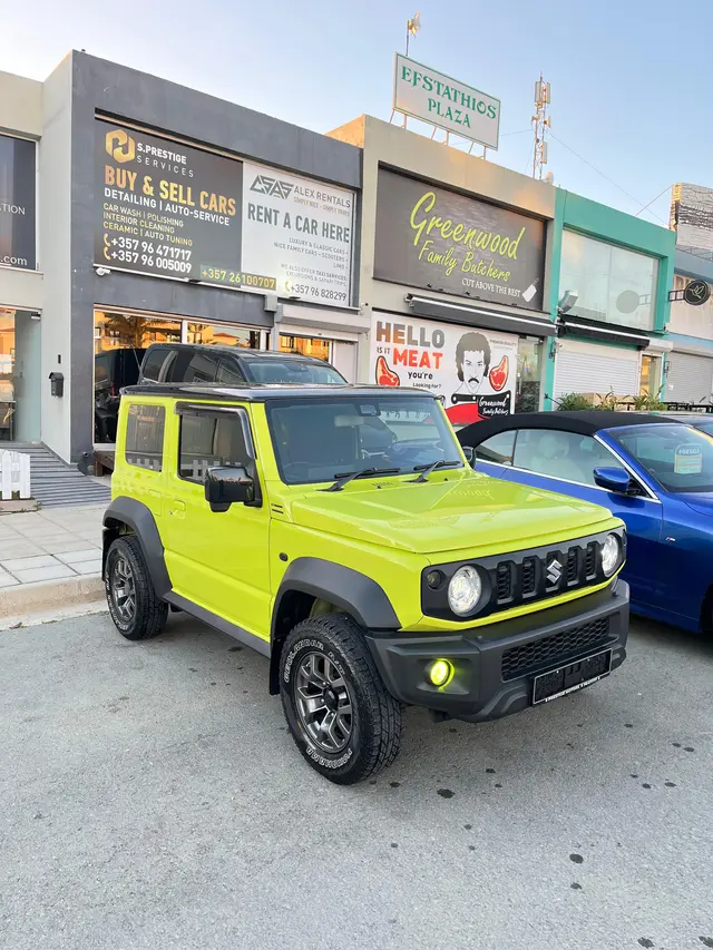 2021 Suzuki Jimny — photo 2 of 7