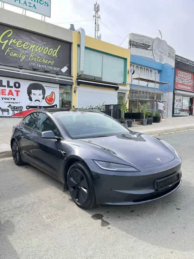 2024 Tesla Model 3 Long Range — photo 2 of 6