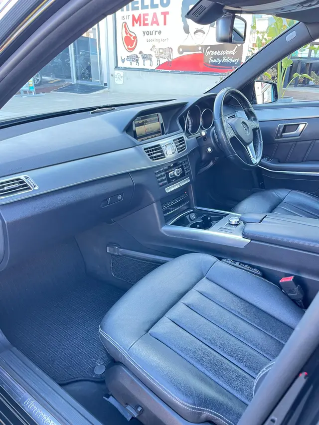 2014 Mercedes-Benz E250 CDI — photo 5 of 8