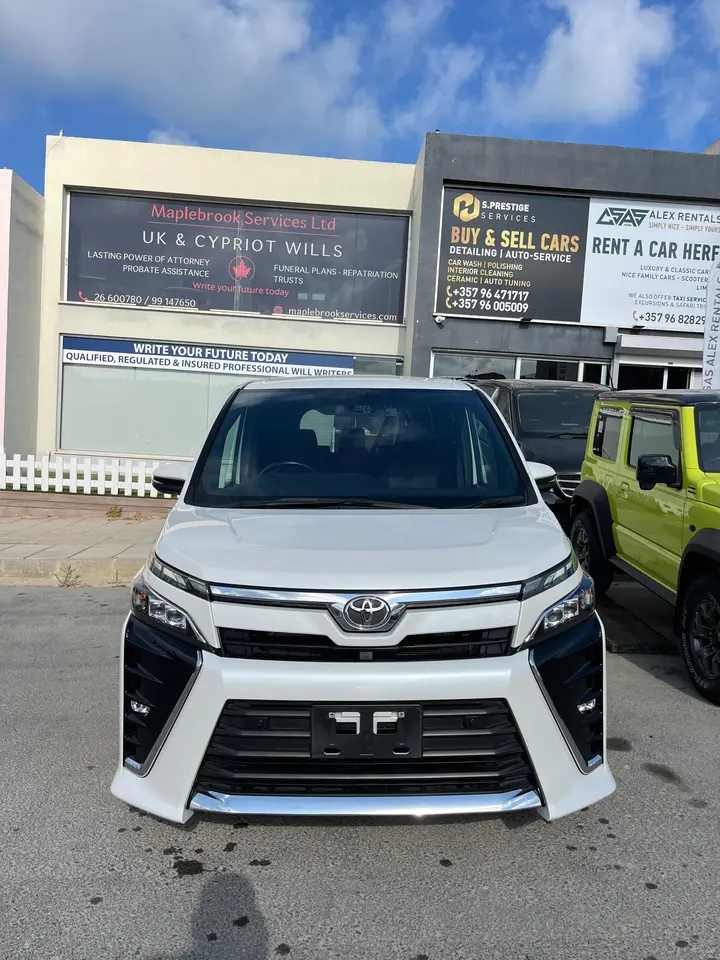 2021 Toyota Voxy