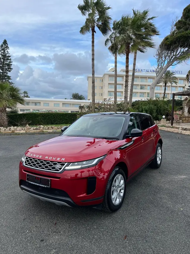 2020 Range Rover Evoque — photo 2 of 8