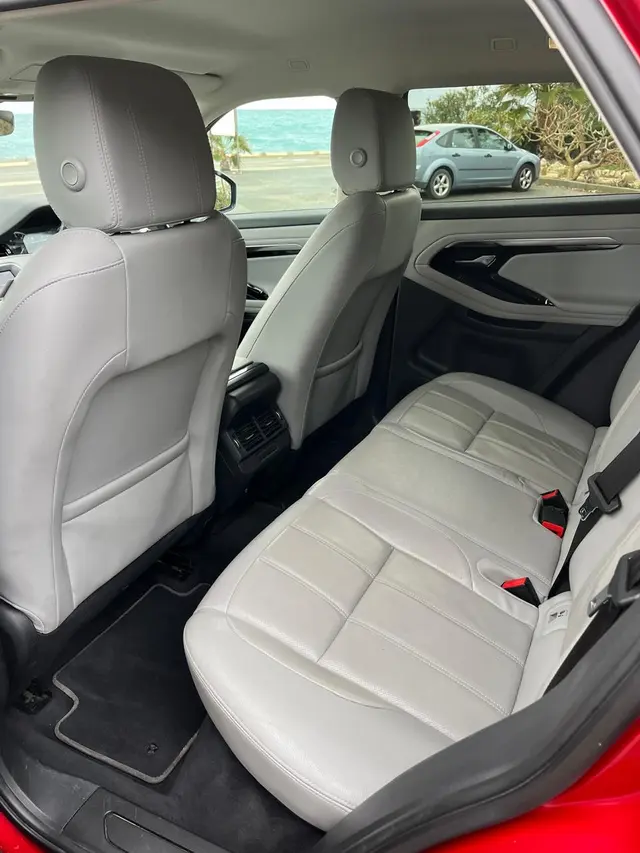2020 Range Rover Evoque — photo 8 of 8